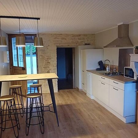Petite Maison En Pierre Au Calme Avec Exterieur Montbellet Exteriör bild